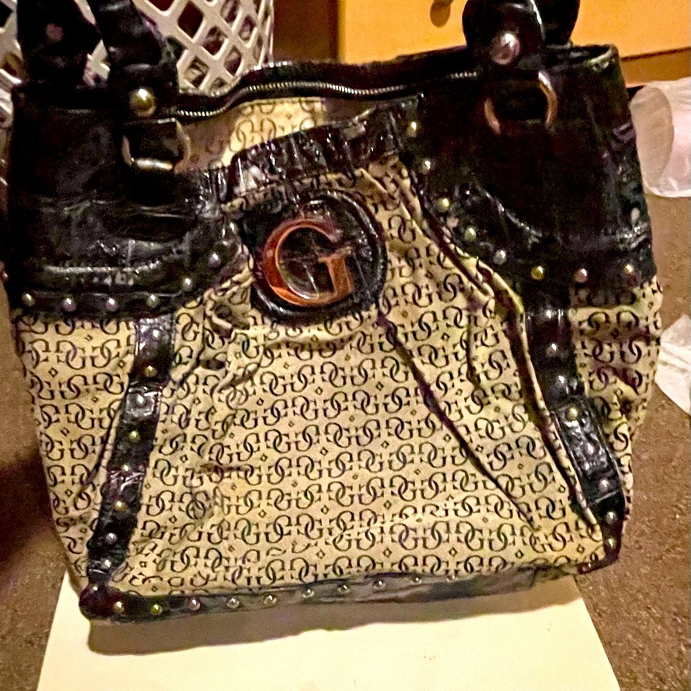 Guess shoulder bag